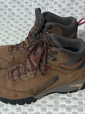 Vasque 7424 Talus UltraDry Leather Hiking Boots